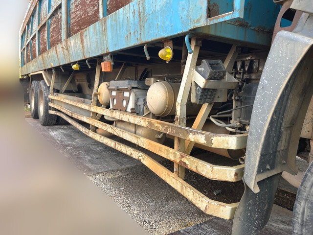 日野プロフィアスクラップ運搬車大型（10t）[写真15]