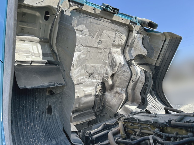 三菱ふそうスーパーグレートダンプ大型（10t）[写真27]