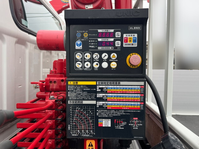 三菱ふそうキャンタークレーン4段小型（2t・3t）[写真16]