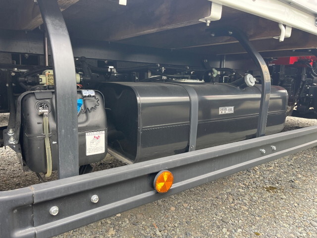 三菱ふそうキャンタークレーン4段小型（2t・3t）[写真20]