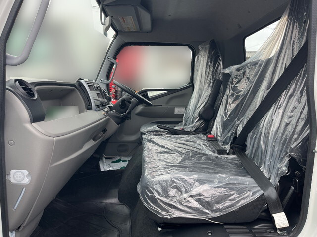 三菱ふそうキャンタークレーン4段小型（2t・3t）[写真31]