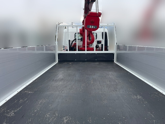 三菱ふそうキャンタークレーン4段小型（2t・3t）[写真07]