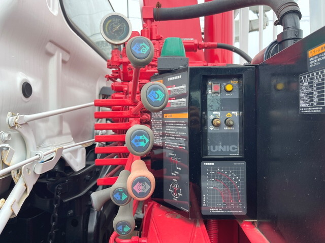 日野レンジャークレーン3段中型（4t）[写真13]