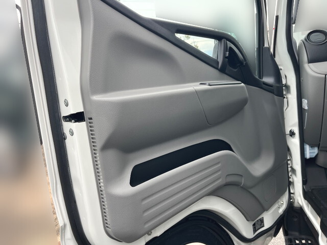 三菱ふそうキャンタークレーン4段小型（2t・3t）[写真17]