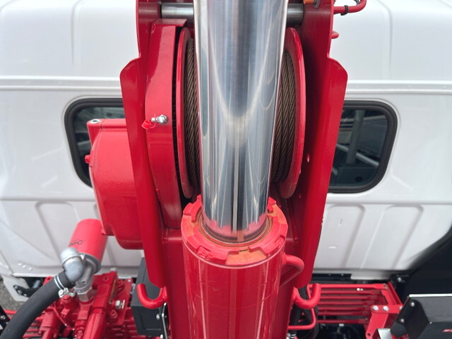 三菱ふそうキャンタークレーン4段小型（2t・3t）[写真09]