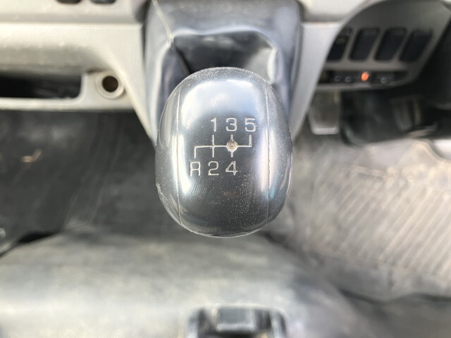 三菱ふそうキャンター深ダンプ（土砂禁ダンプ）小型（2t・3t）[写真38]