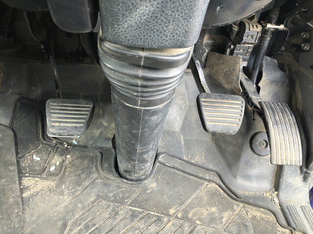 三菱ふそうキャンター深ダンプ（土砂禁ダンプ）小型（2t・3t）[写真39]