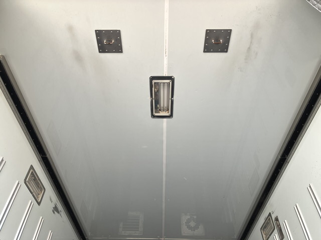 UDトラックスコンドル冷凍車（冷蔵車）中型（4t）[写真12]