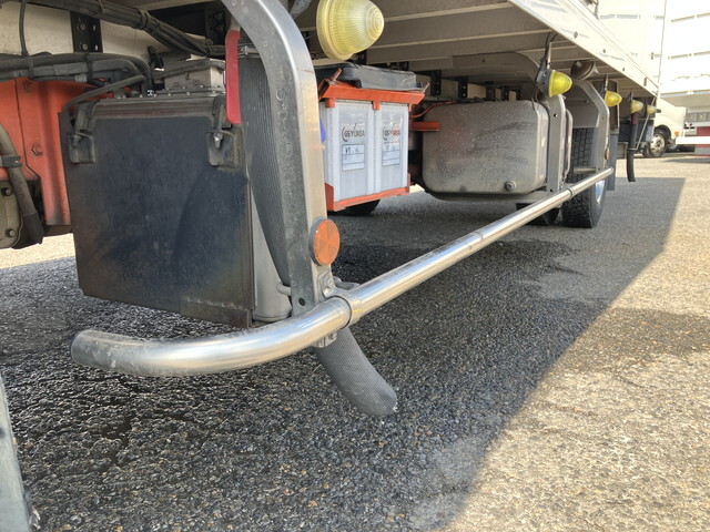 UDトラックスコンドル冷凍車（冷蔵車）中型（4t）[写真21]