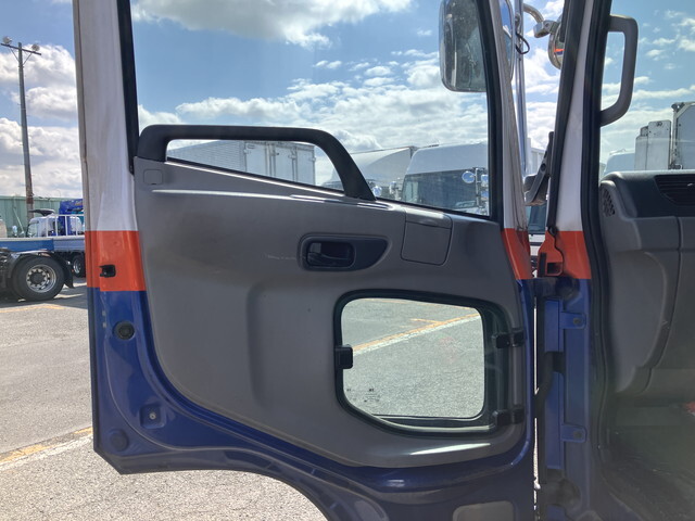 UDトラックスコンドル冷凍車（冷蔵車）中型（4t）[写真29]