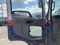 UDトラックスコンドル冷凍車（冷蔵車）中型（4t）[写真30]