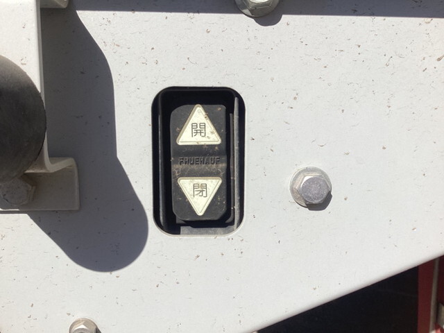 日野デュトロアルミウイング小型（2t・3t）[写真05]