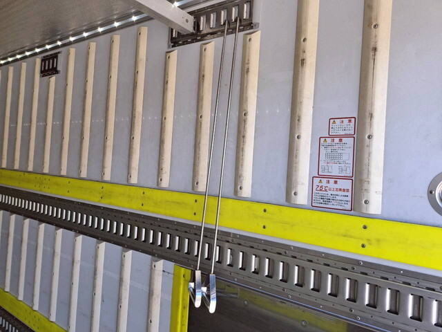 日野プロフィア冷凍車（冷蔵車）大型（10t）[写真22]