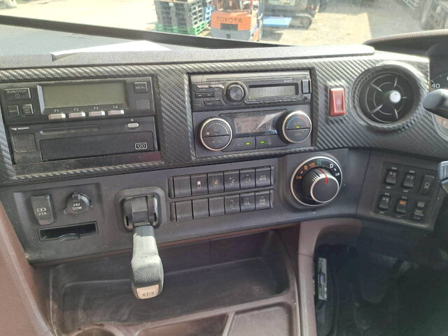 日野プロフィア冷凍車（冷蔵車）大型（10t）[写真34]