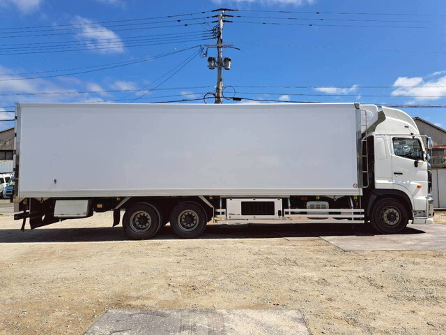 日野プロフィア冷凍車（冷蔵車）大型（10t）[写真06]