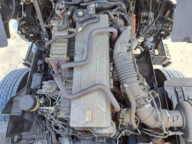 日野プロフィア冷凍車（冷蔵車）大型（10t）[写真08]