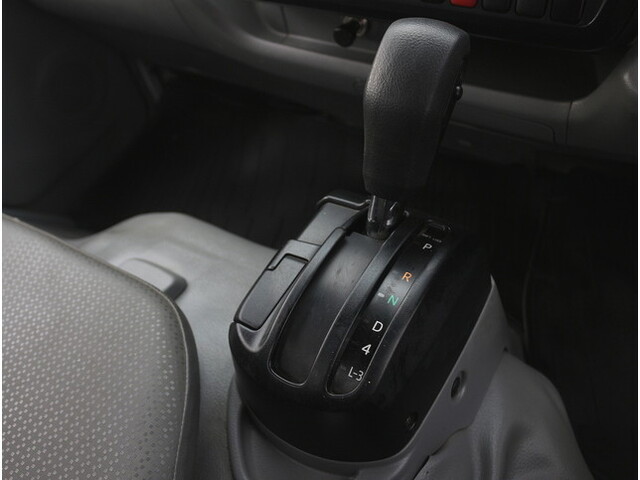 日野デュトロクレーン3段小型（2t・3t）[写真22]