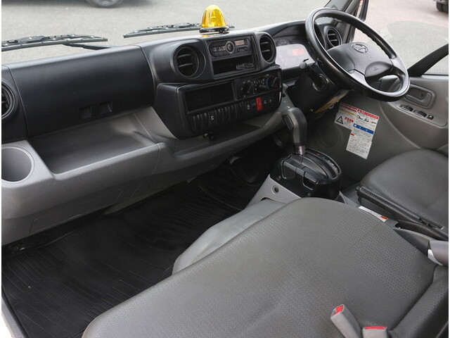 日野デュトロクレーン3段小型（2t・3t）[写真24]