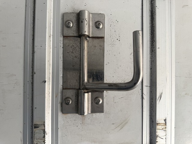 日野レンジャー冷凍車（冷蔵車）中型（4t）[写真12]