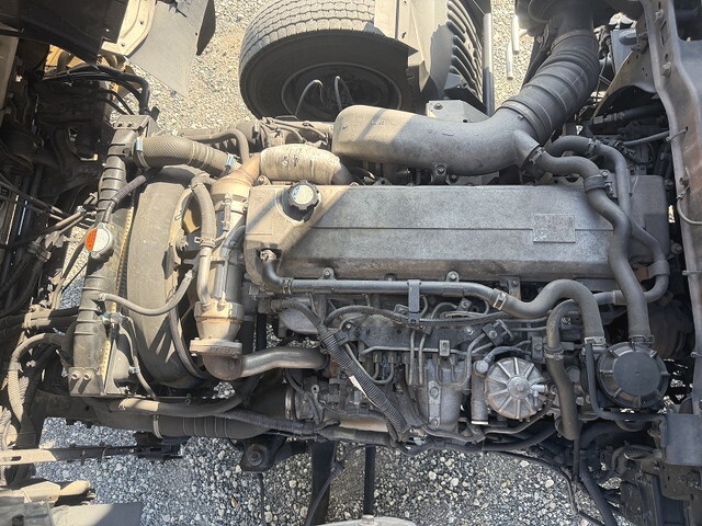 日野レンジャー冷凍車（冷蔵車）中型（4t）[写真16]