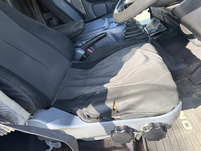 日野レンジャー冷凍車（冷蔵車）中型（4t）[写真30]