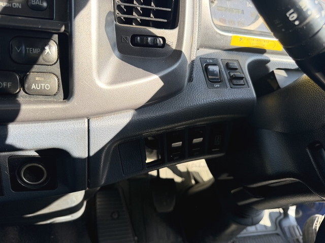 日野レンジャー冷凍車（冷蔵車）中型（4t）[写真34]