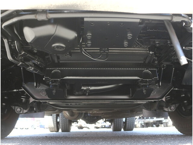 三菱ふそうキャンター平ボディ小型（2t・3t）[写真17]