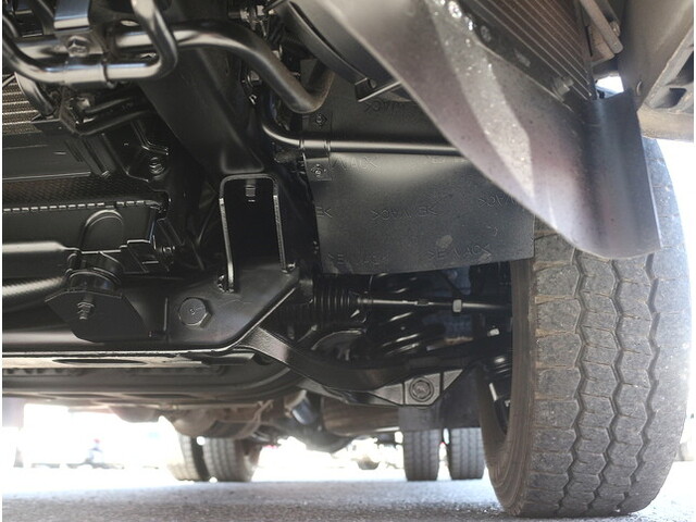 三菱ふそうキャンター平ボディ小型（2t・3t）[写真19]