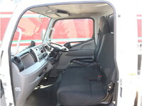 三菱ふそうキャンター平ボディ小型（2t・3t）[写真30]