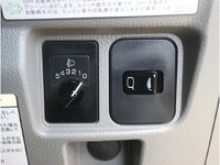 三菱ふそうキャンター平ボディ小型（2t・3t）[写真35]