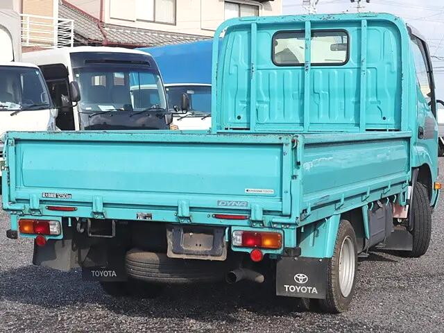 トヨタダイナ平ボディ小型（2t・3t）[写真02]