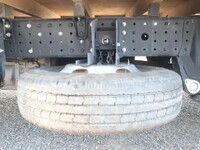 三菱ふそうキャンター平ボディ小型（2t・3t）[写真18]