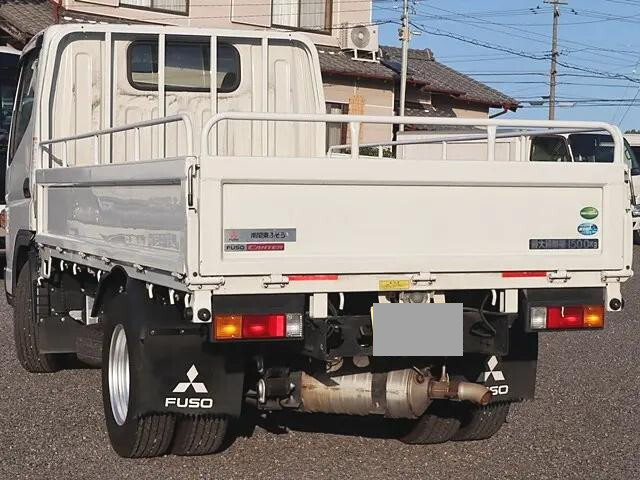 三菱ふそうキャンター平ボディ小型（2t・3t）[写真02]