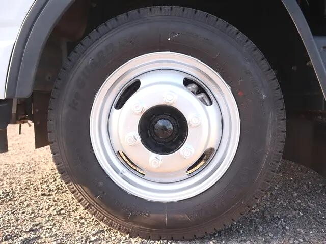 三菱ふそうキャンター平ボディ小型（2t・3t）[写真22]