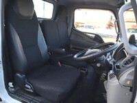 三菱ふそうキャンター平ボディ小型（2t・3t）[写真29]