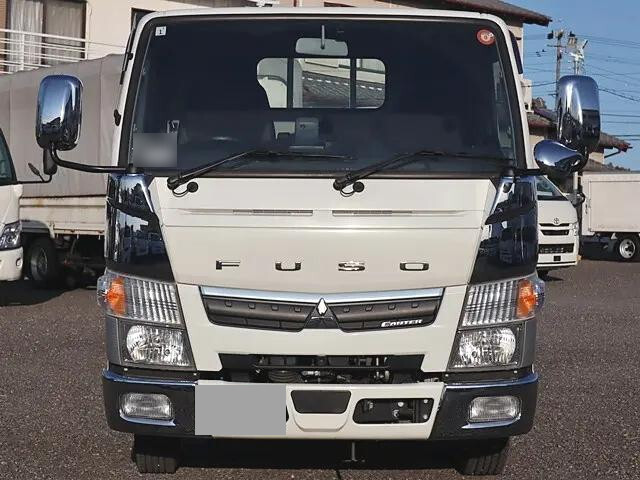 三菱ふそうキャンター平ボディ小型（2t・3t）[写真03]