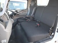 三菱ふそうキャンター平ボディ小型（2t・3t）[写真31]