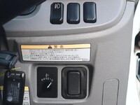 三菱ふそうキャンター平ボディ小型（2t・3t）[写真36]