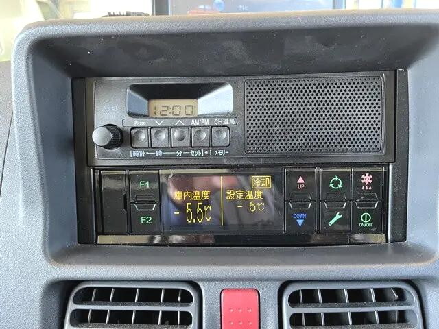 その他のメーカーその他の車種冷凍車（冷蔵車）小型（2t・3t）[写真05]