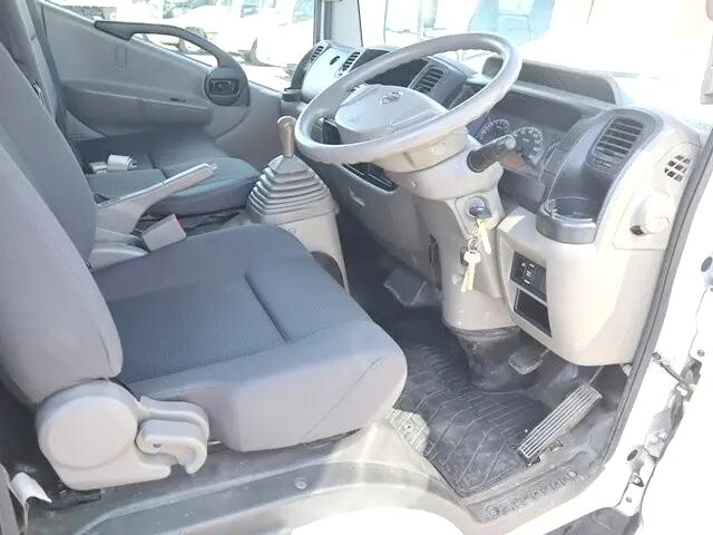 日産アトラスダブルキャブ（Wキャブ）小型（2t・3t）[写真24]