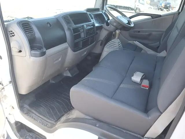 日産アトラスダブルキャブ（Wキャブ）小型（2t・3t）[写真26]