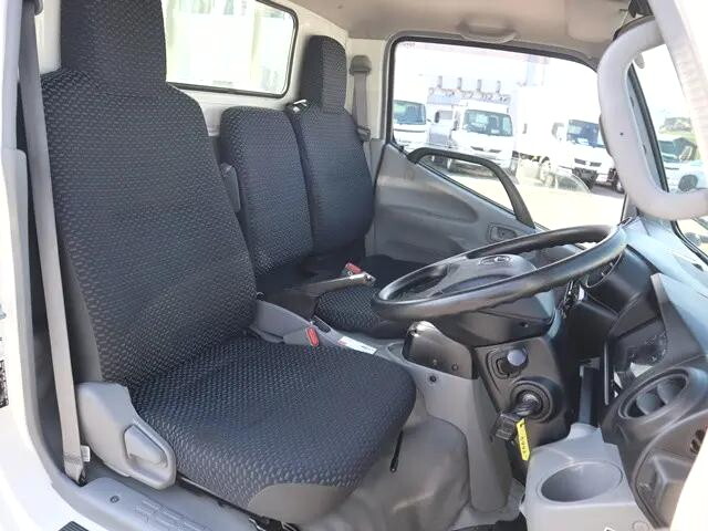 トヨタダイナ平ボディ小型（2t・3t）[写真25]