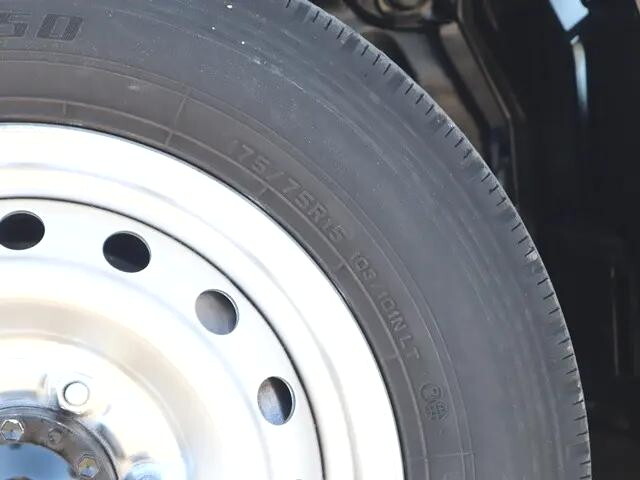 トヨタダイナ平ボディ小型（2t・3t）[写真13]