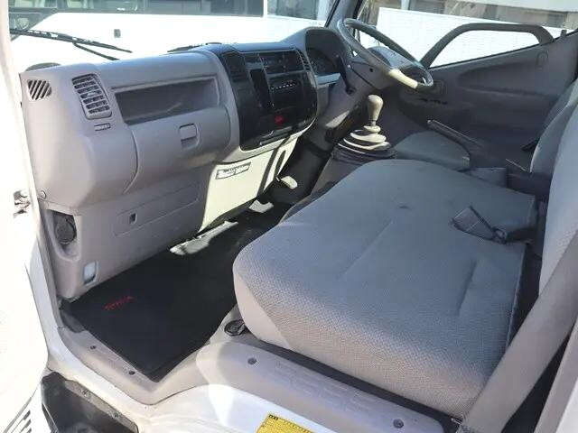 トヨタダイナ平ボディ小型（2t・3t）[写真24]