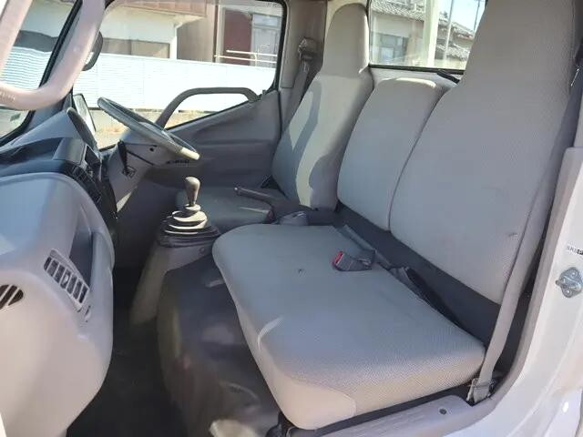 トヨタダイナ平ボディ小型（2t・3t）[写真25]