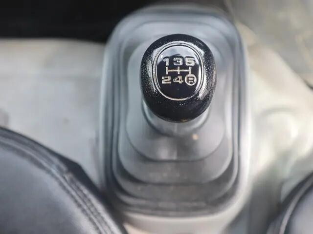 トヨタトヨエース平ボディ小型（2t・3t）[写真28]