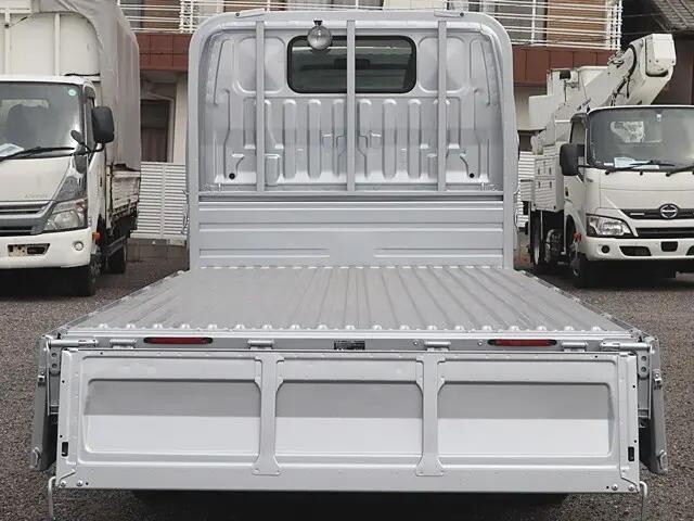 トヨタトヨエース平ボディ小型（2t・3t）[写真07]