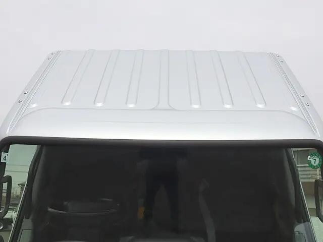 トヨタトヨエース平ボディ小型（2t・3t）[写真09]