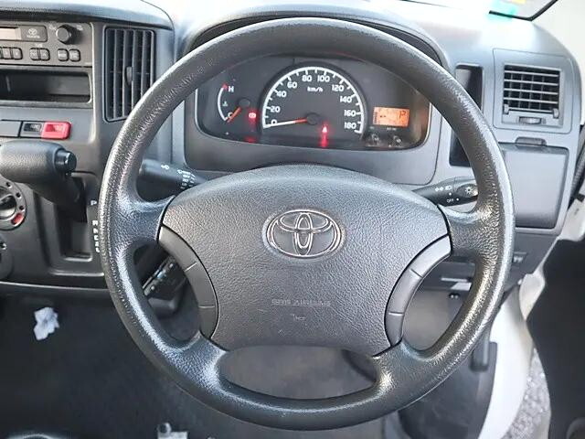 トヨタライトエース平ボディ小型（2t・3t）[写真04]