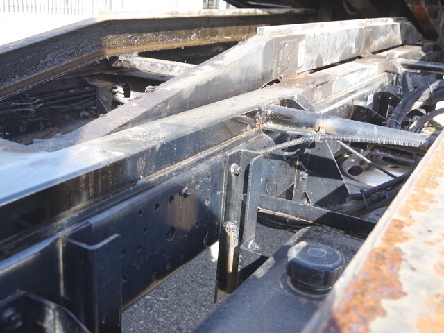 いすゞエルフセーフティローダー小型（2t・3t）[写真07]